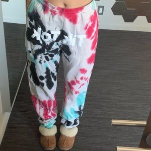 TIK TOK SWEATPANTS